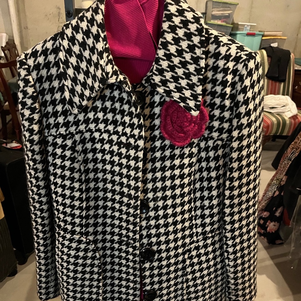 Houndstooth coat